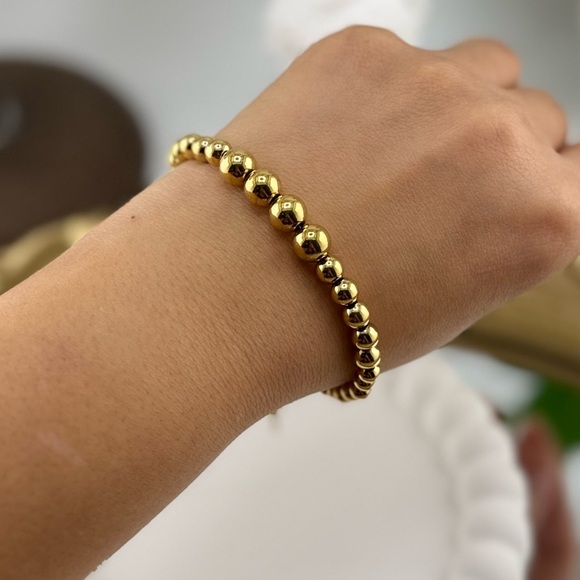 Anthropologie Gold Stainless Steel Beaded Bracelet ✨ - Picture 11 of 11